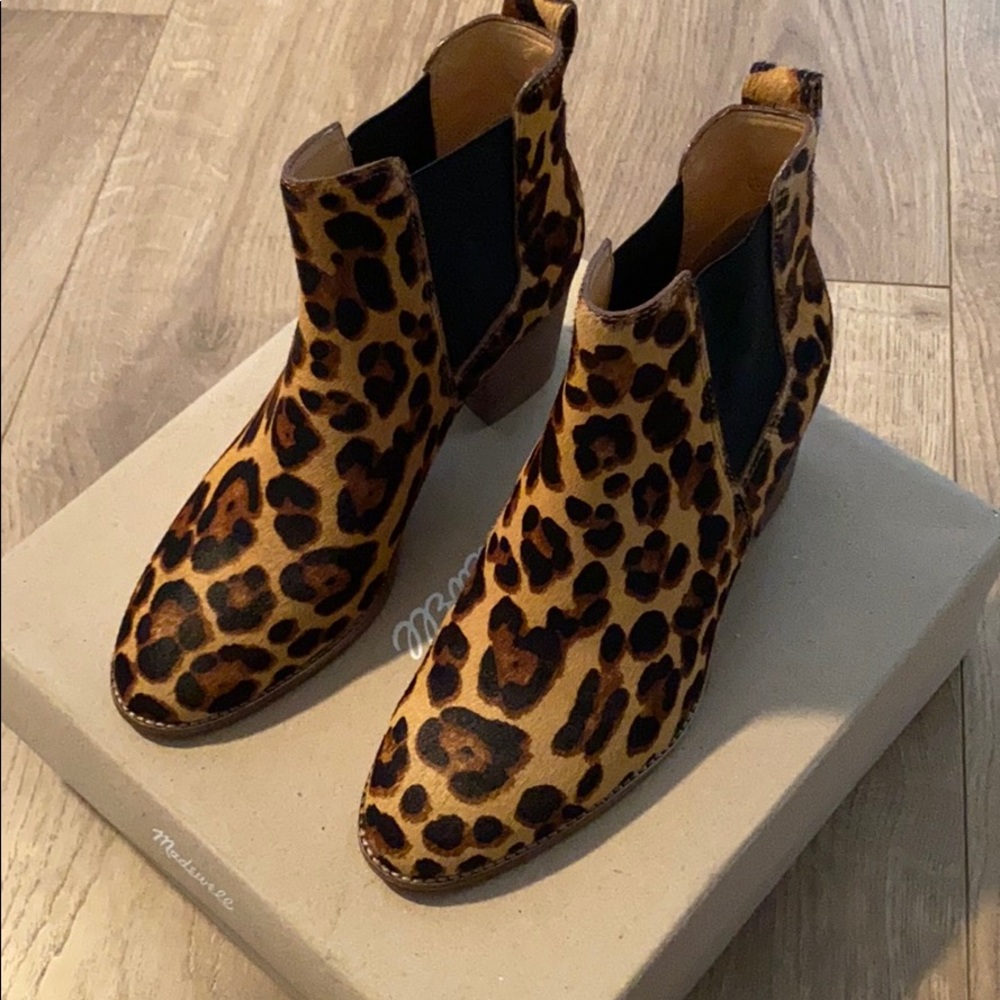 Madewell Leopard Print Chelsea Ankle Boots in Brown and Black